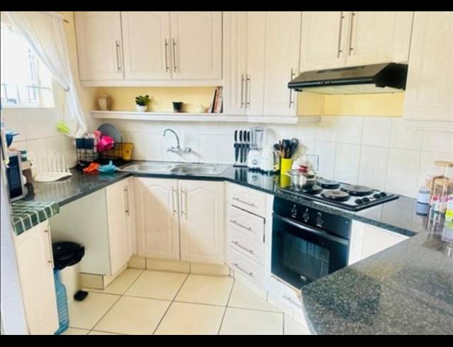 3 BEDROOM HOUSE FOR SALE IN BIRDSWOOD